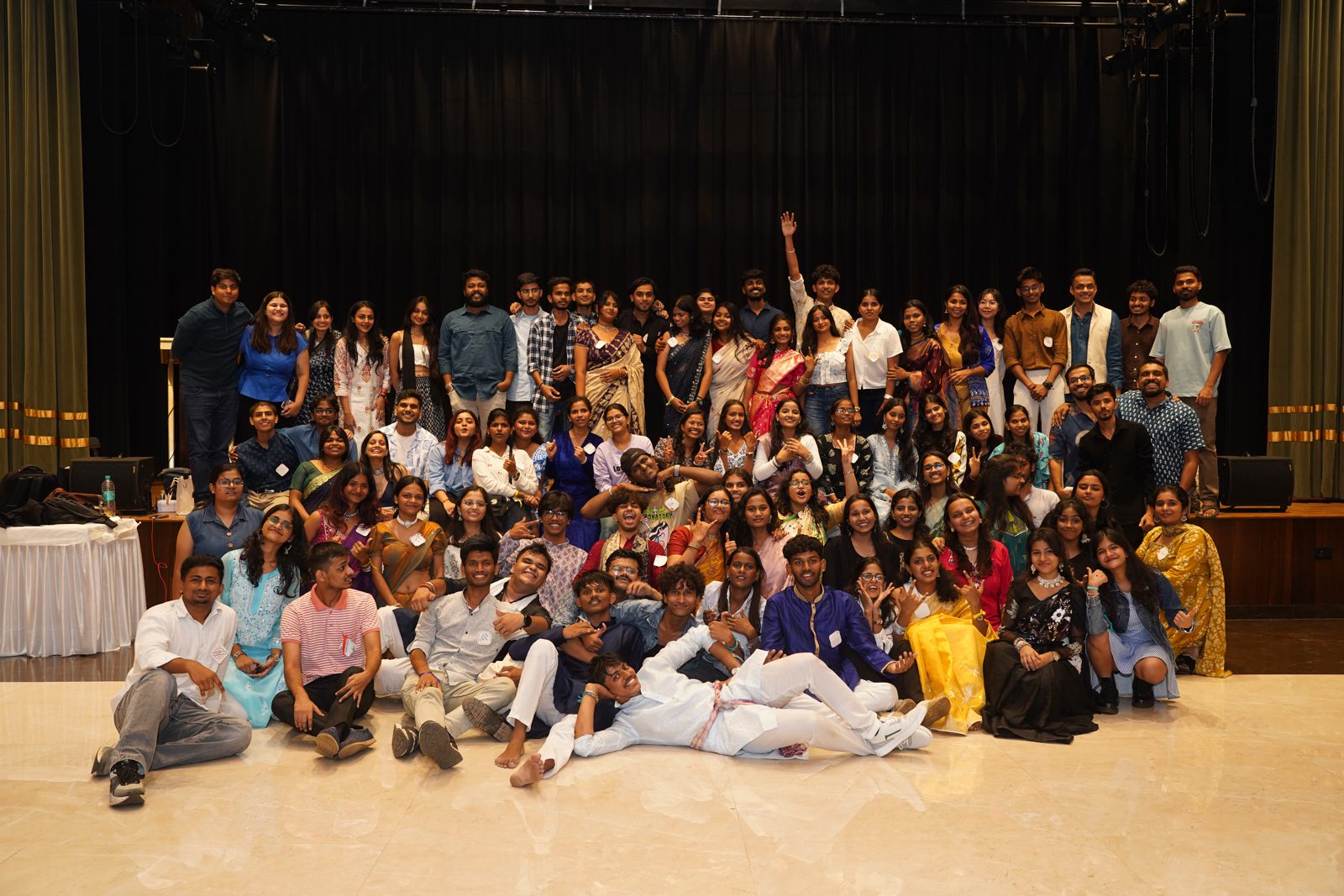 Group photograph of everyone at the Summit
